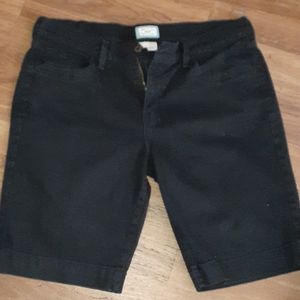 Levis short